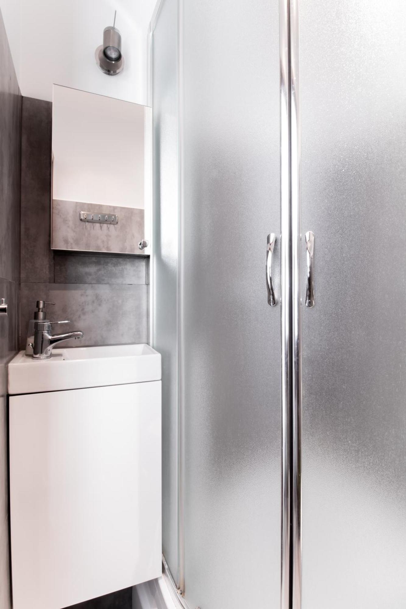 Piotrapartments - Swietokrzyska City Center Apartments Варшава Экстерьер фото