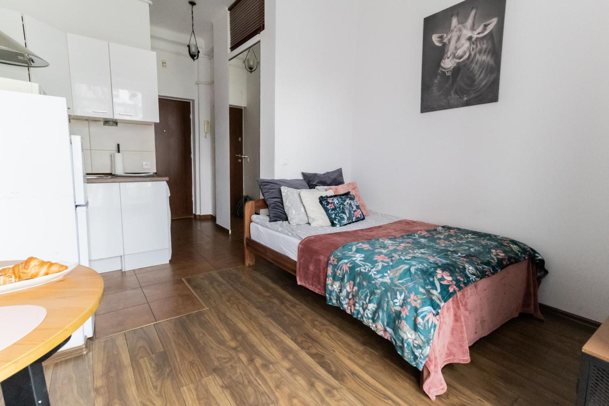 Piotrapartments - Swietokrzyska City Center Apartments Варшава Экстерьер фото