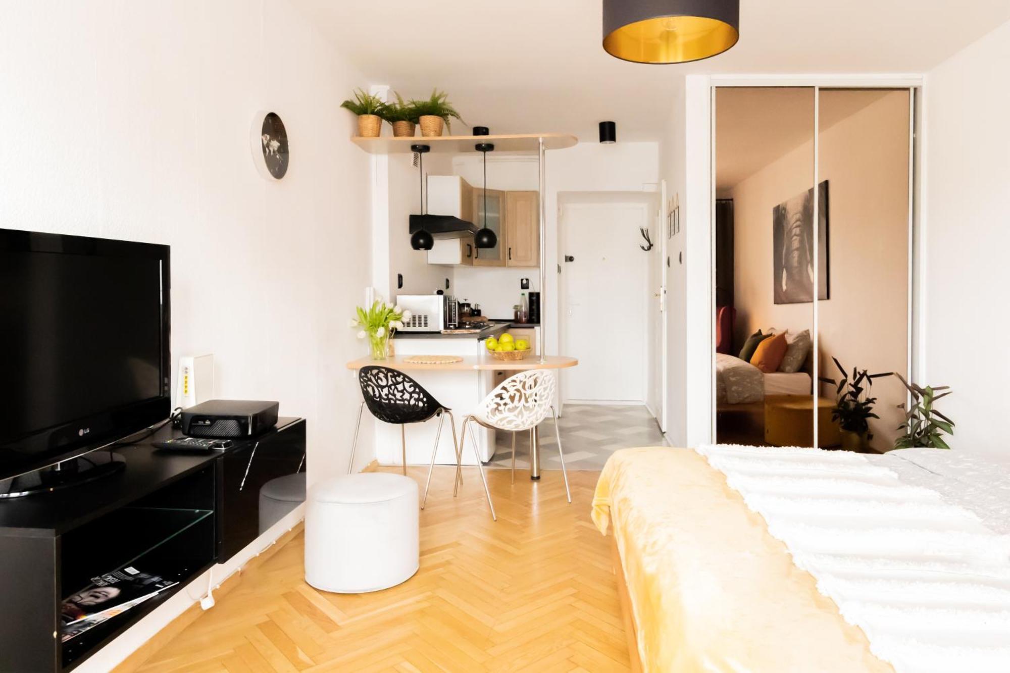 Piotrapartments - Swietokrzyska City Center Apartments Варшава Экстерьер фото